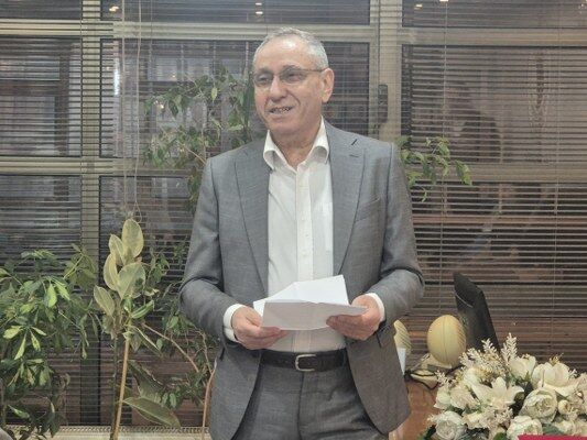 A W661176 05 533X400