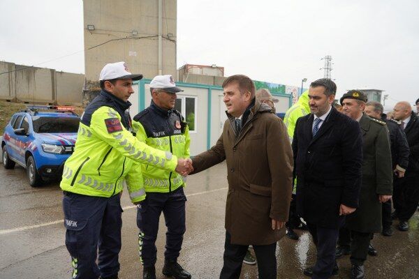 A W665608 05 600X400