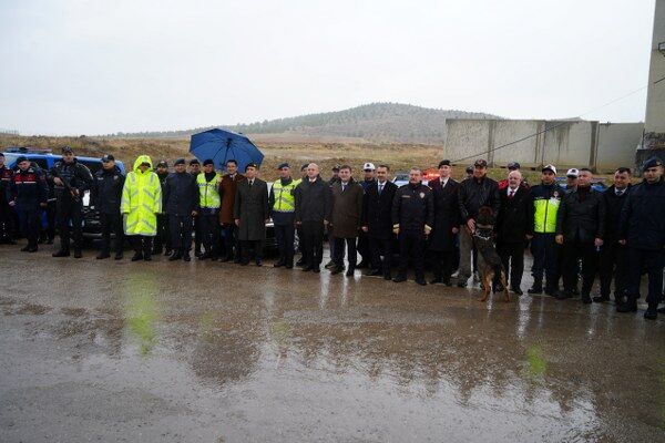 A W665608 06 600X400