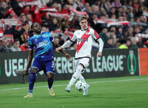 A W665914 05 600X439