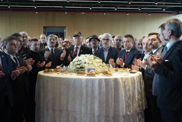 A W666201 01 599X400