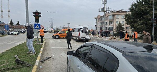 A W668050 03 600X277