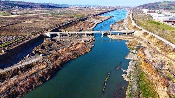 A W668703 02 600X335