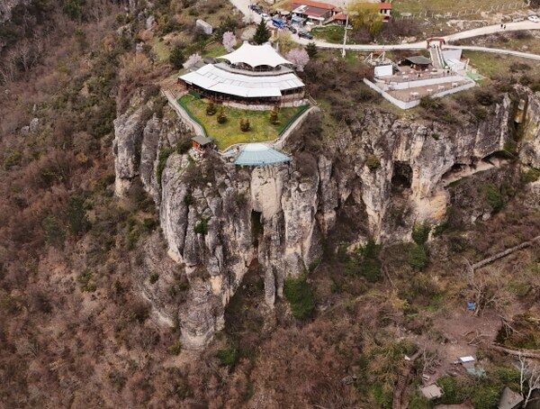 A W670111 02 600X454