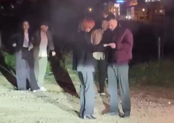 A W671165 04 566X400