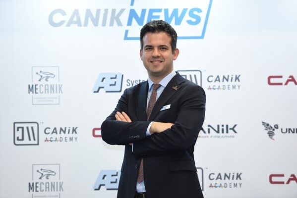 A W672336 05 599X400