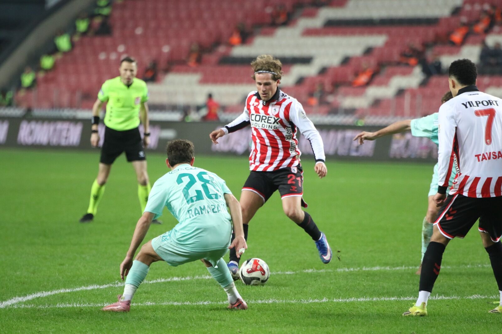 S A M S U N S P O R Z E C O R N E R K A Y S E R I S P O R 2 1 1214374 361110