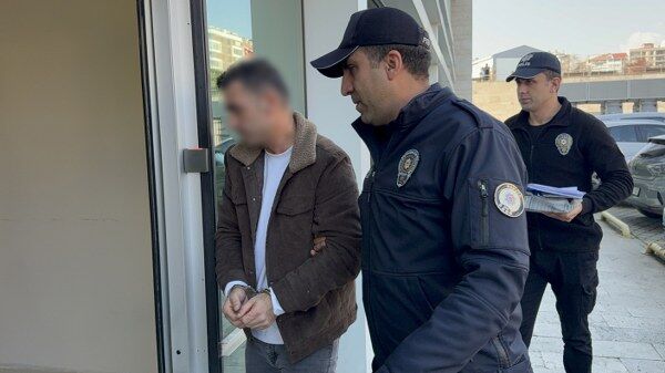 A W673789 03 600X337