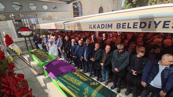 A W675678 03 600X338