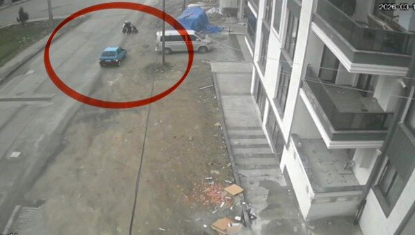 A W677481 02 600X340