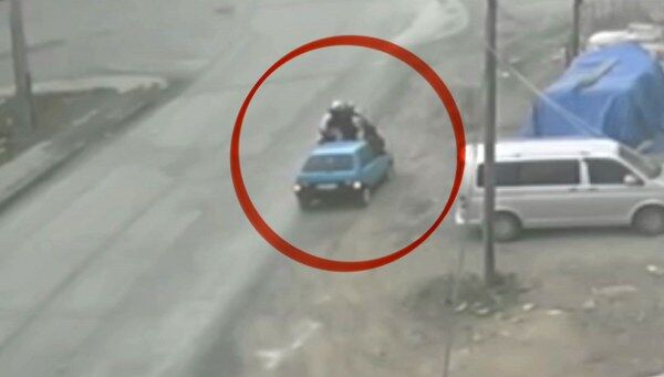 A W677481 03 600X341