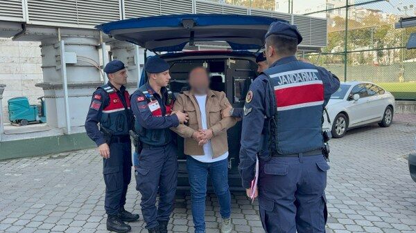 A W677532 02 600X337