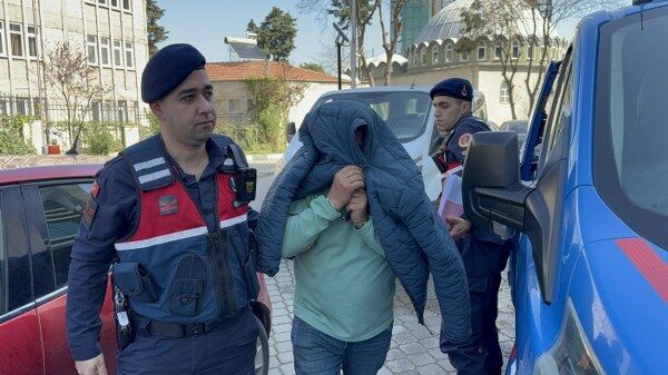 A W677607 01 600X337