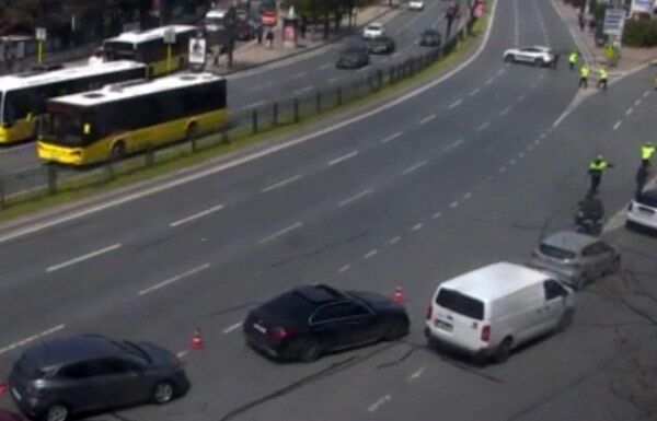 A W678156 03 600X385