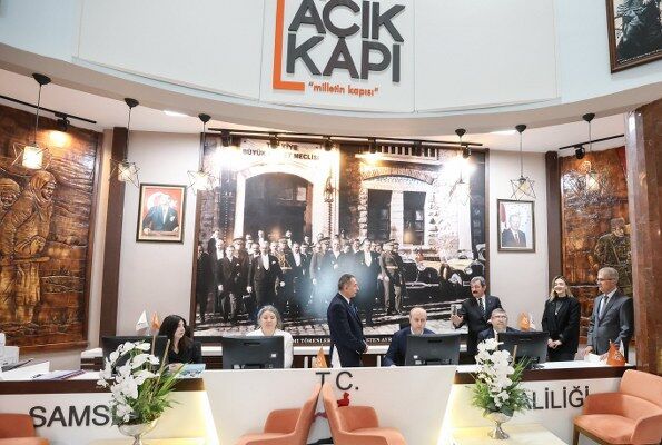 A W678438 02 595X400