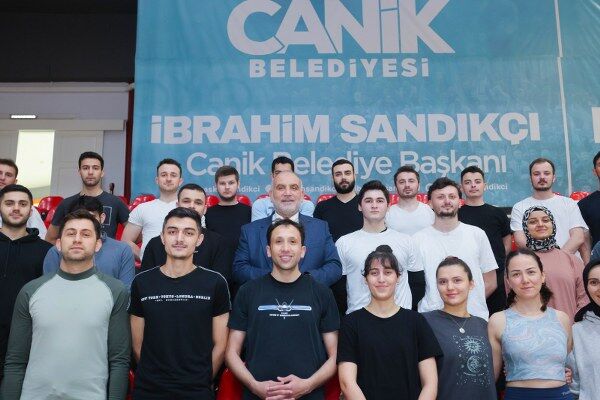 A W679142 01 600X400