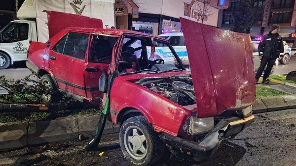 A W679471 01 600X338