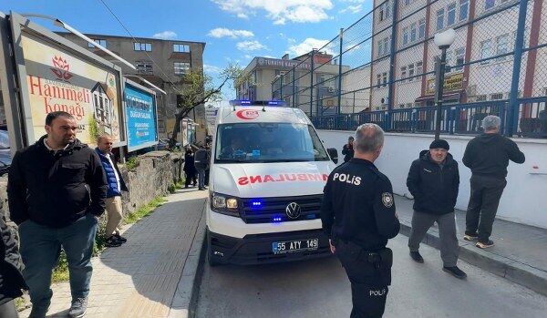 A W682492 05 600X349