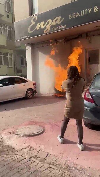 A W683438 03 338X600