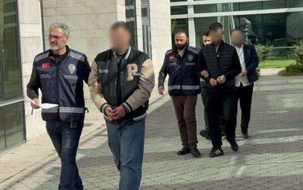 A W683512 02 600X377