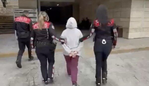 A W683560 01 600X346