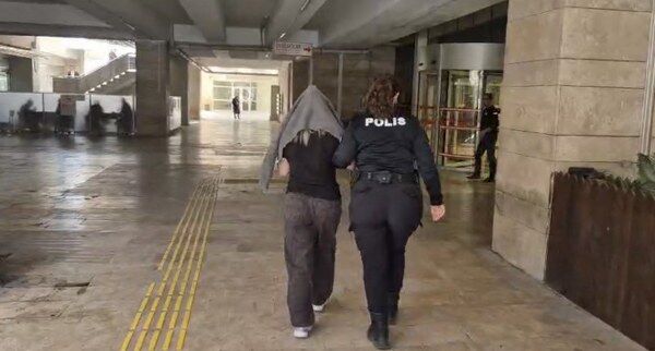 A W683560 02 600X322