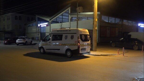 A W685997 04 600X337