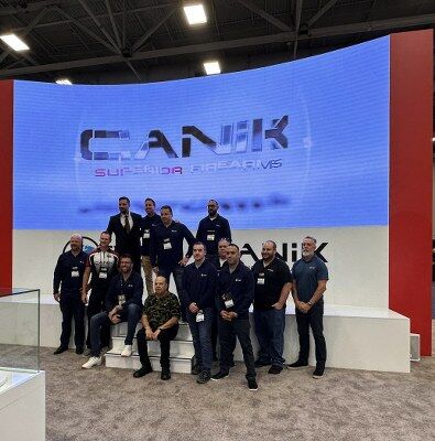 A W686112 04 395X400