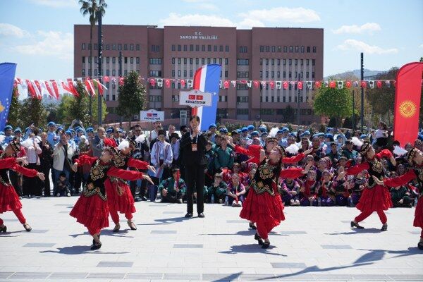 A W688277 03 600X400