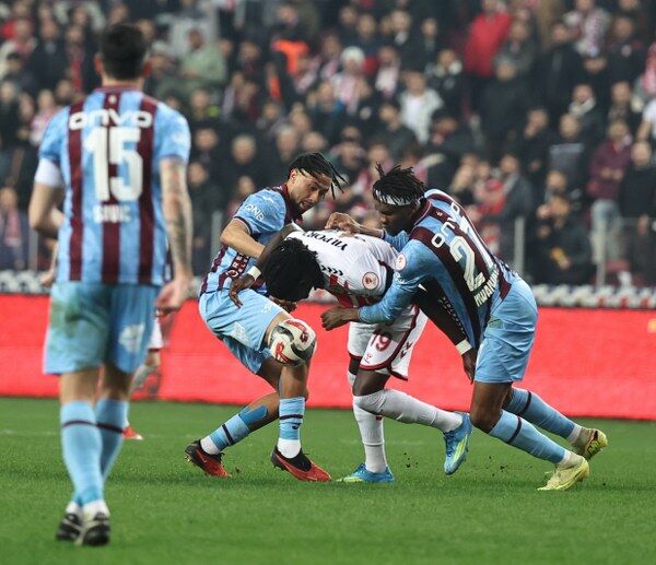 A W690277 01 600X517