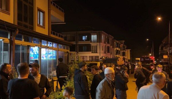 A W692001 03 600X347