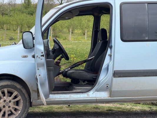 A W692591 03 533X400