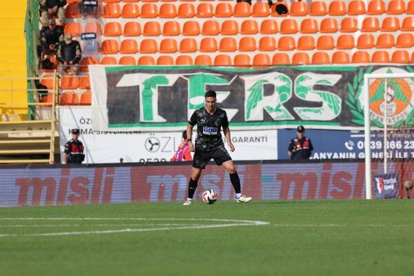 A W692646 04 600X400