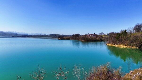 A W693823 05 600X338