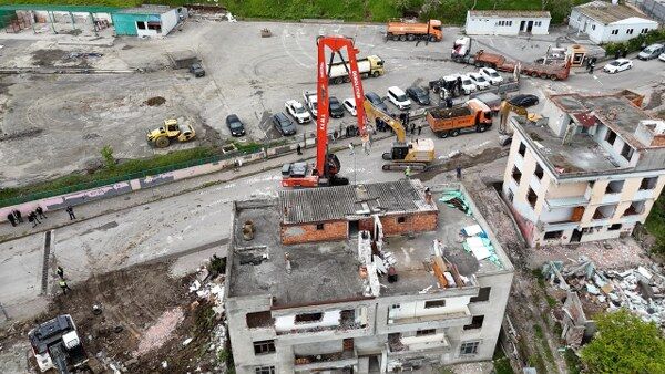 A W693992 04 600X338