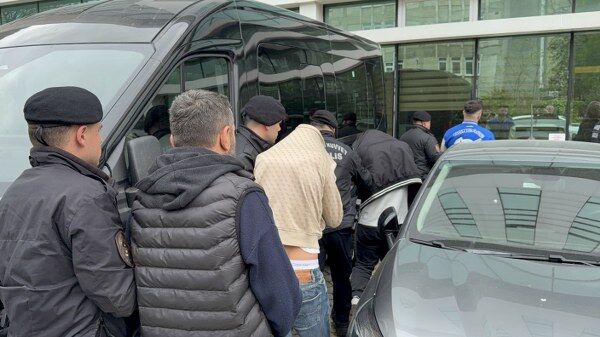 A W694093 03 600X337