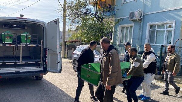 A W694235 04 600X338