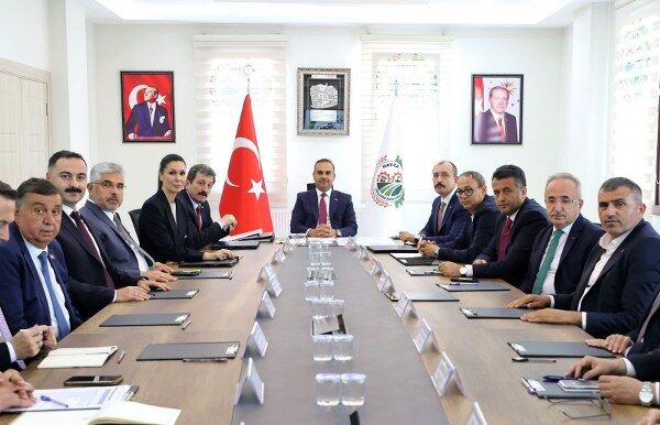 A W694724 02 600X386