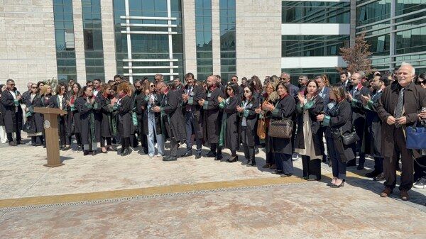 A W694810 05 600X337