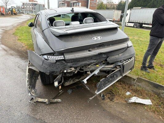 K I R M I Z I I S I K T A K A Z A 2 Y A R A L I 1241159 369227 533X400