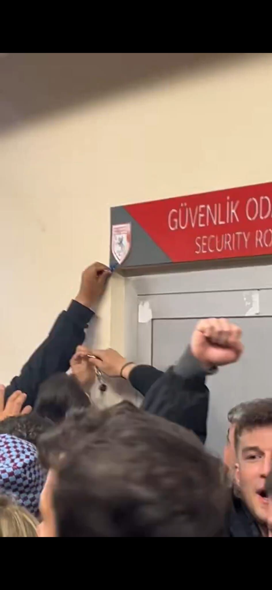 Whatsapp Image 2026 04 23 At 23.30.52