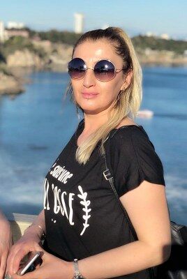 A W740098 02 268X400