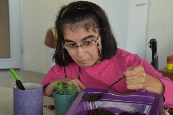 DOKTORLARIN-YASAMAZ-DEDIGI-SEREBRAL-PA_1567273_466360_600x400.jpg